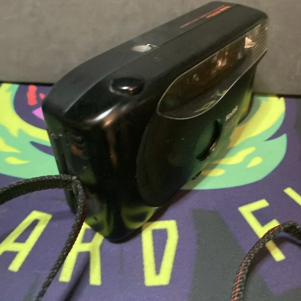 Eastman Kodak Camera Star 835af 35mm Film Vintage B2